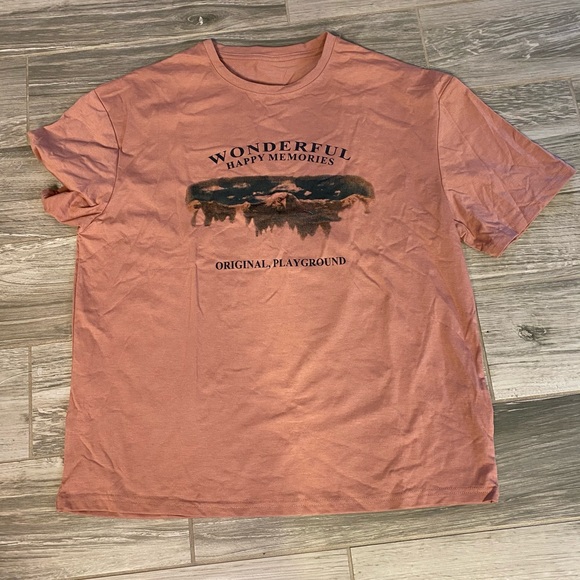 Oversized Graphic Tee - Picture 3 of 3